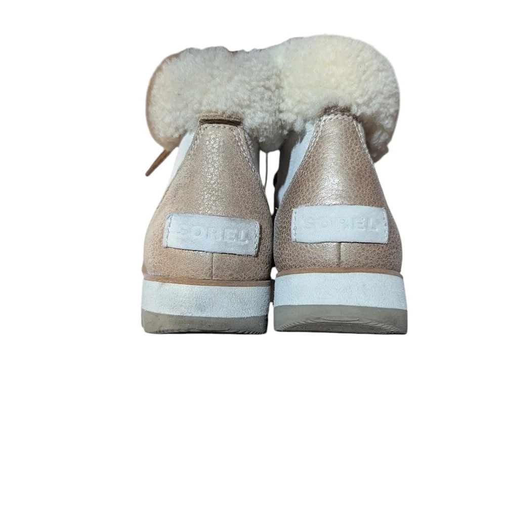 Sorel Harlow Winter Boots Metalic Rose Gold And Leather size 7 Waterproof